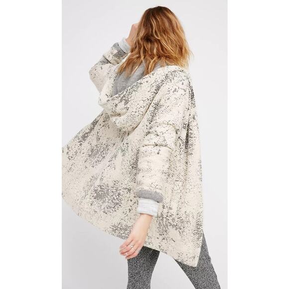 FREE PEOPLE Knit Jacquard Cozy Hooded Dolman Sweater Jacket Size L - Picture 2 of 8